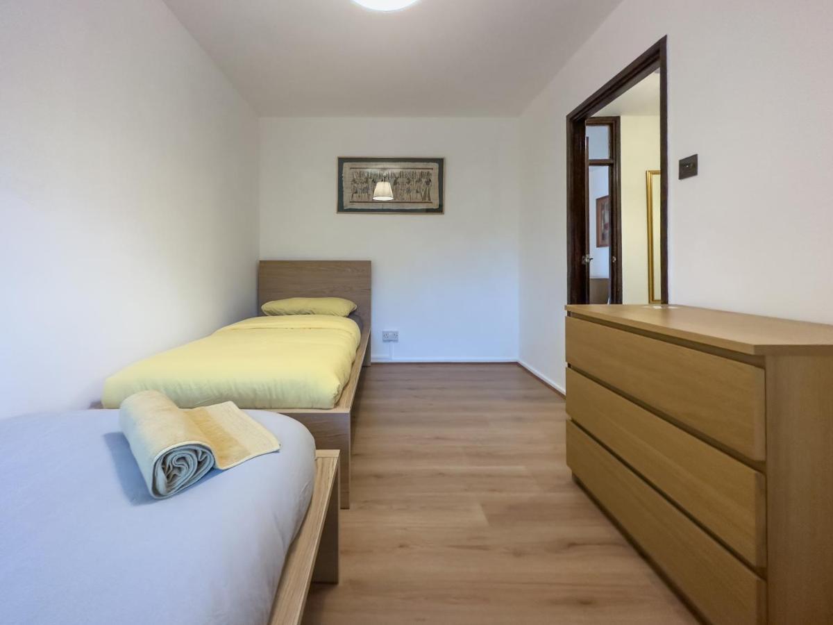 Appartement Beautiful 2 Bedroom & Balcony Flat In *