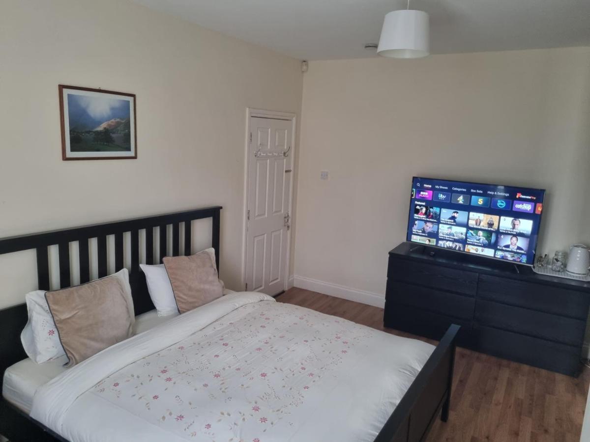 Guess Bungalow Wembley Alloggio in famiglia *