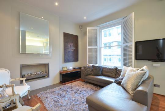 Modernized South Kensington *
