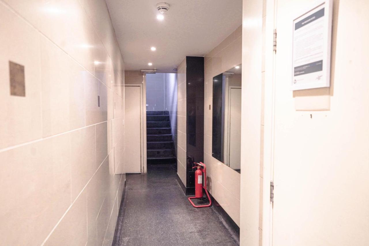 Apartment St Christopher's Place Serviced By Globe *