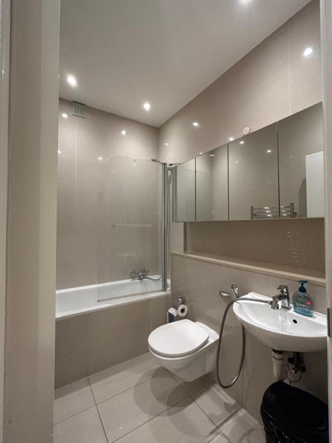 Marble Arch Apartment, 2-bedroom * Londen