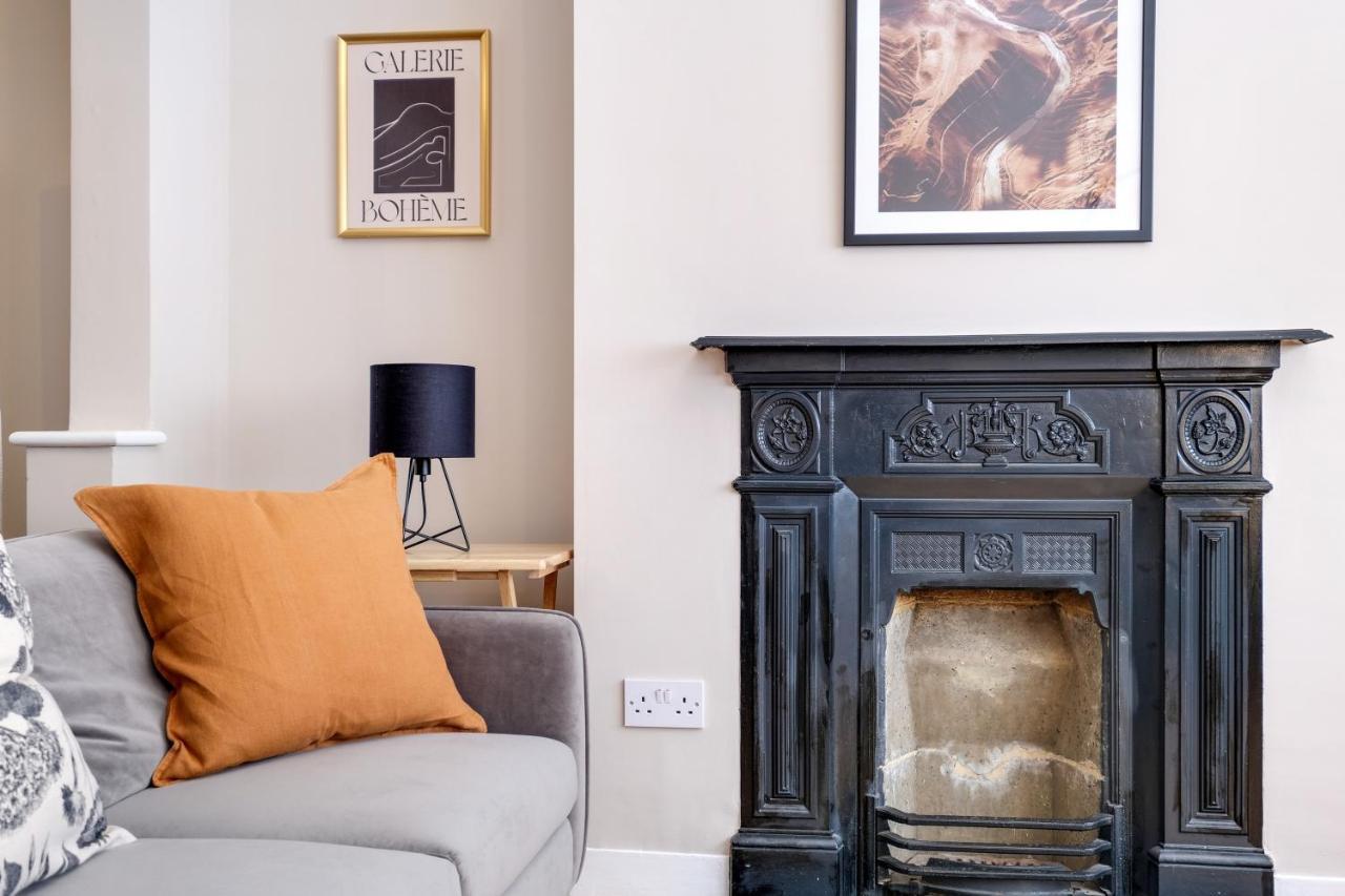 Feriehus Luxury 3 Bedroom 2 Bathroom House, Fulham By 360stays *