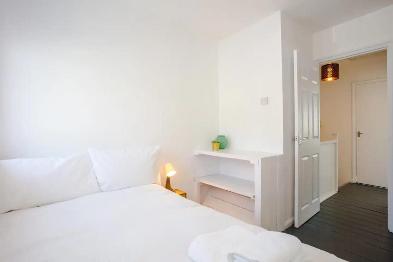 Stylish 4bd House With Private Garden - Stratford Hébergement de vacances