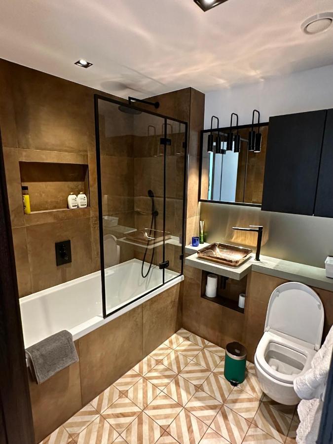 Luxury Flat With Stunning Views And Pool Leilighet *