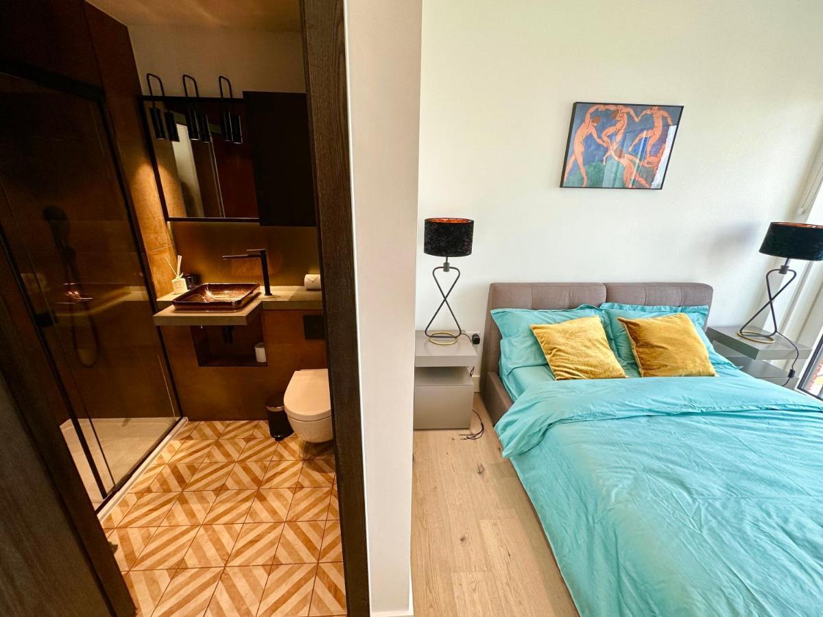 Leilighet Luxury Flat With Stunning Views And Pool London