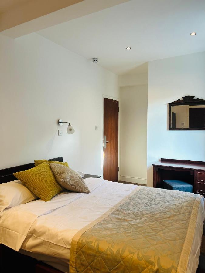 Sinai Guest house London