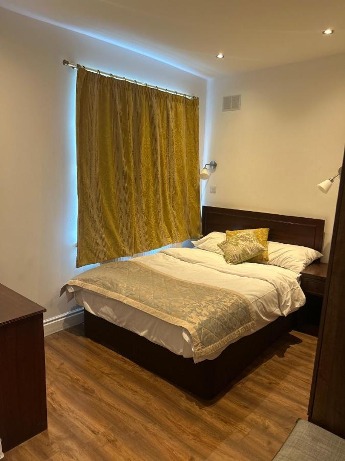 Sinai Guest house London