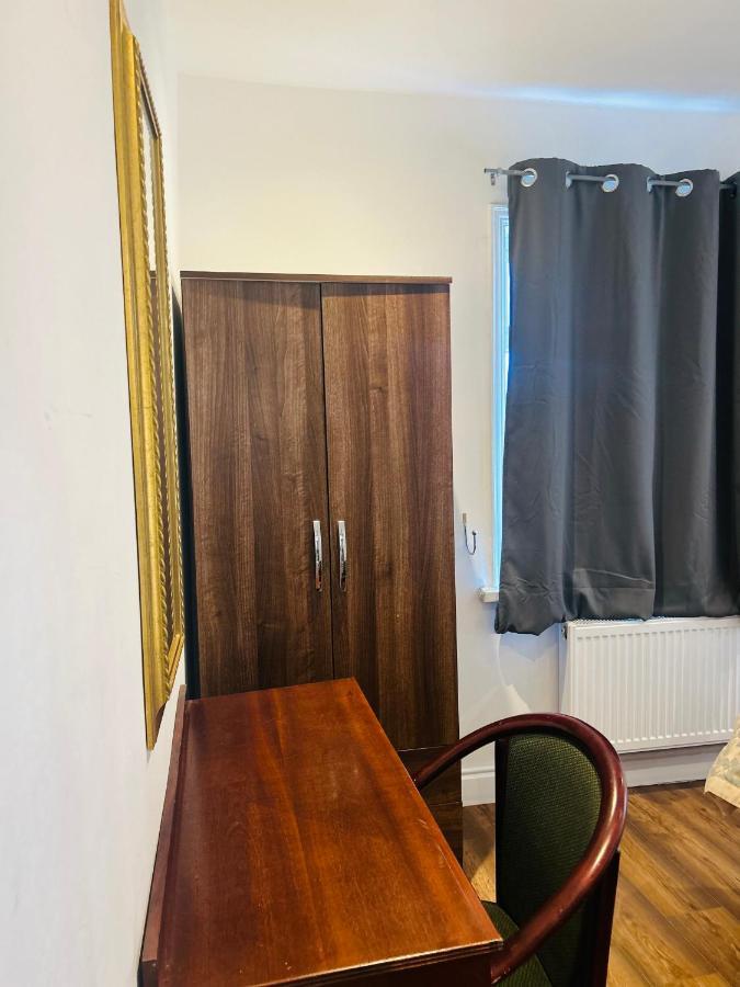 Sinai Guest house London