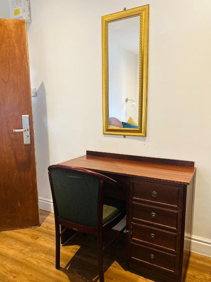 Sinai Guest house London