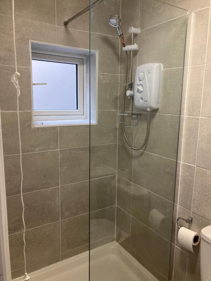 Lägenhet Cosy Self Contained With Private Bathroom 10 Mins To Wembley Stadium *