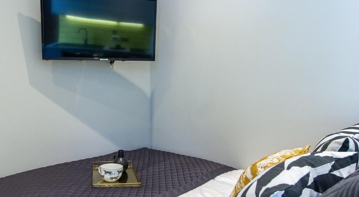 Stunning Modern At Seven Sisters Located In Appartement