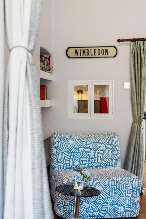 Lovely Garden Apartment In Wimbledon Town Centre With Private Parking By Wimbledon Holiday Lets *