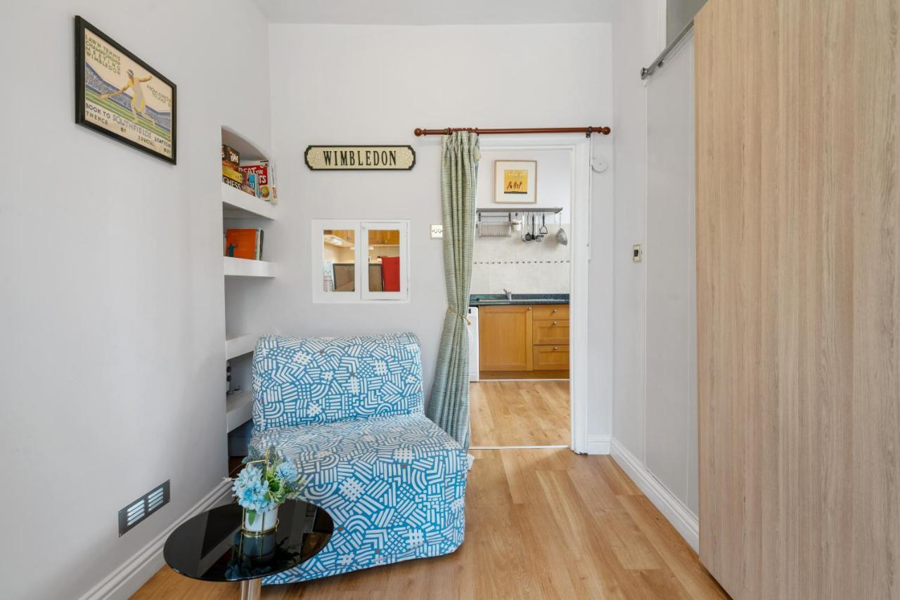 Lovely Garden Apartment In Wimbledon Town Centre With Private Parking By Wimbledon Holiday Lets Apartment London