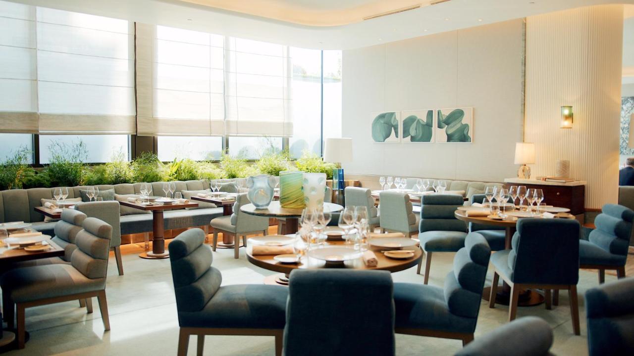 Four Seasons At Park Lane Hotel London