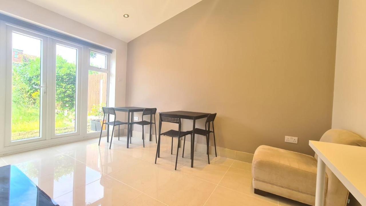 Alloggio in famiglia Lovely Private In East Ham Londra