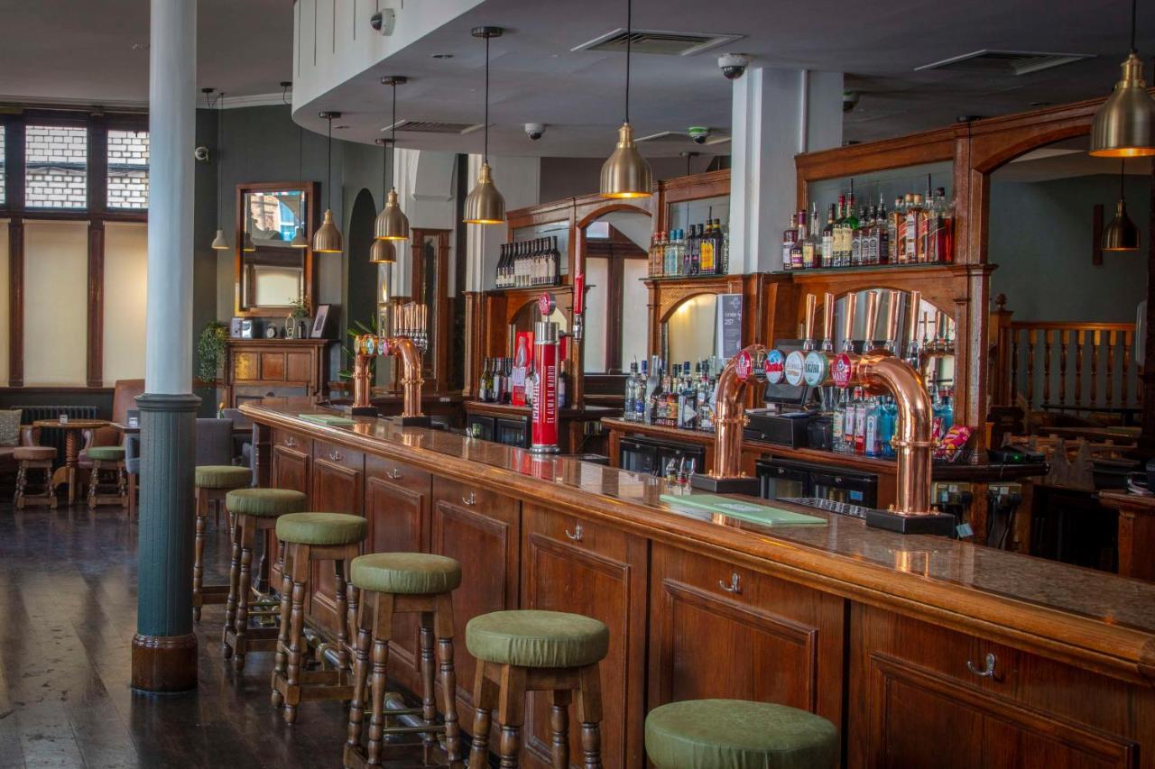 Hotel The Crown London, Worldhotels Distinctive