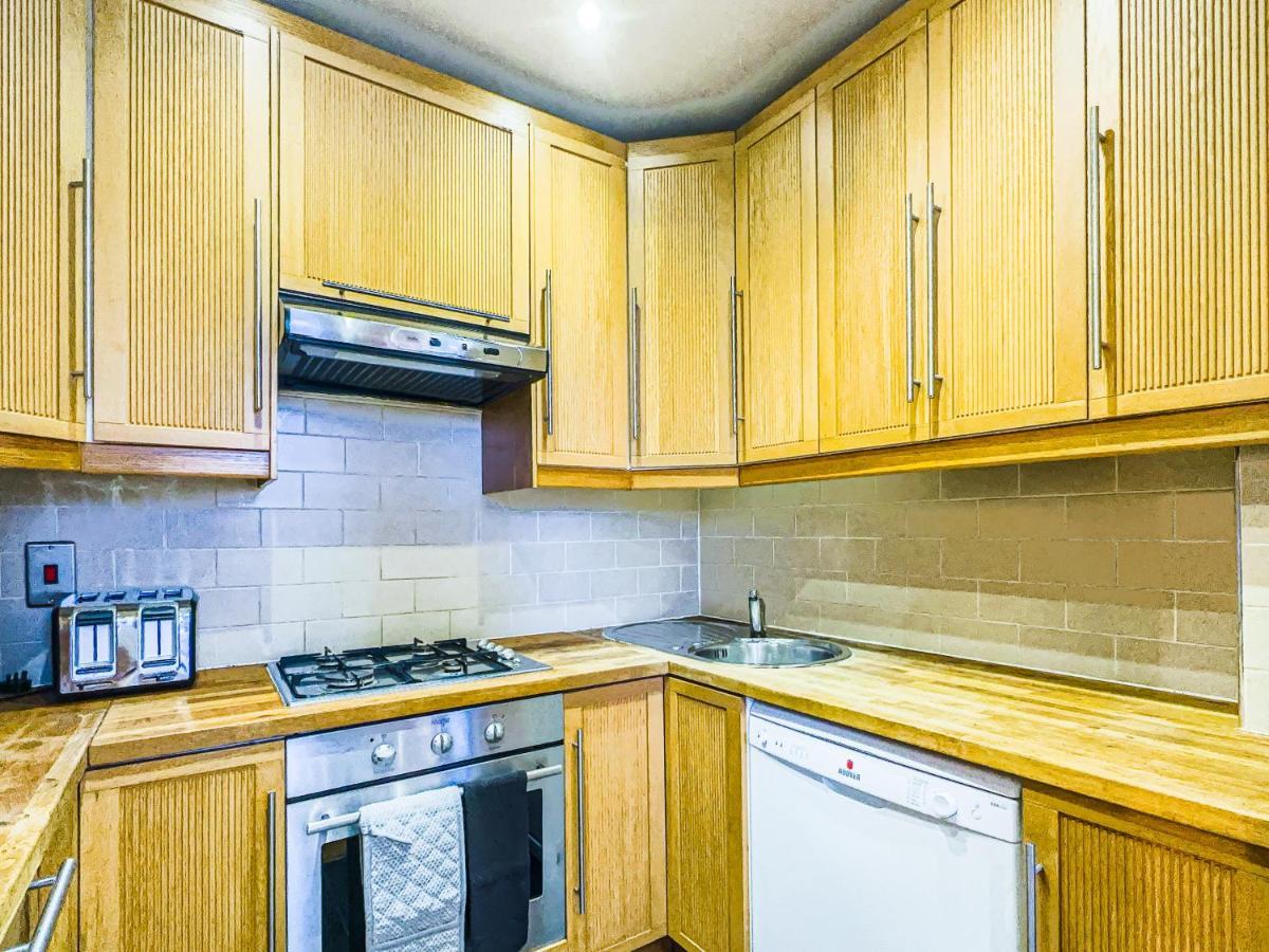 Imperial Earls Court Apartment