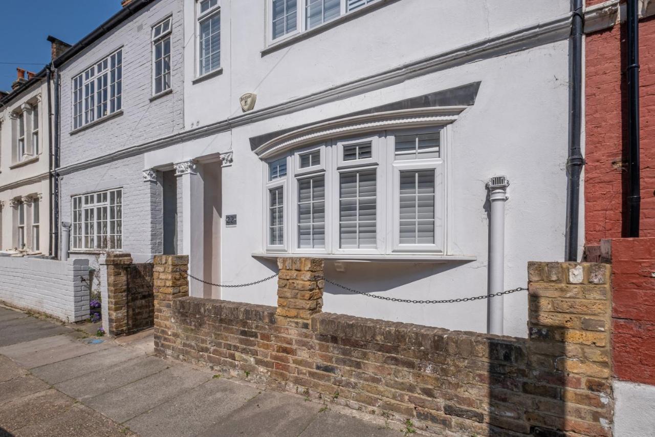 Luxury 3 Bedroom 2 Bathroom House, Fulham By 360stays Casa vacanze *