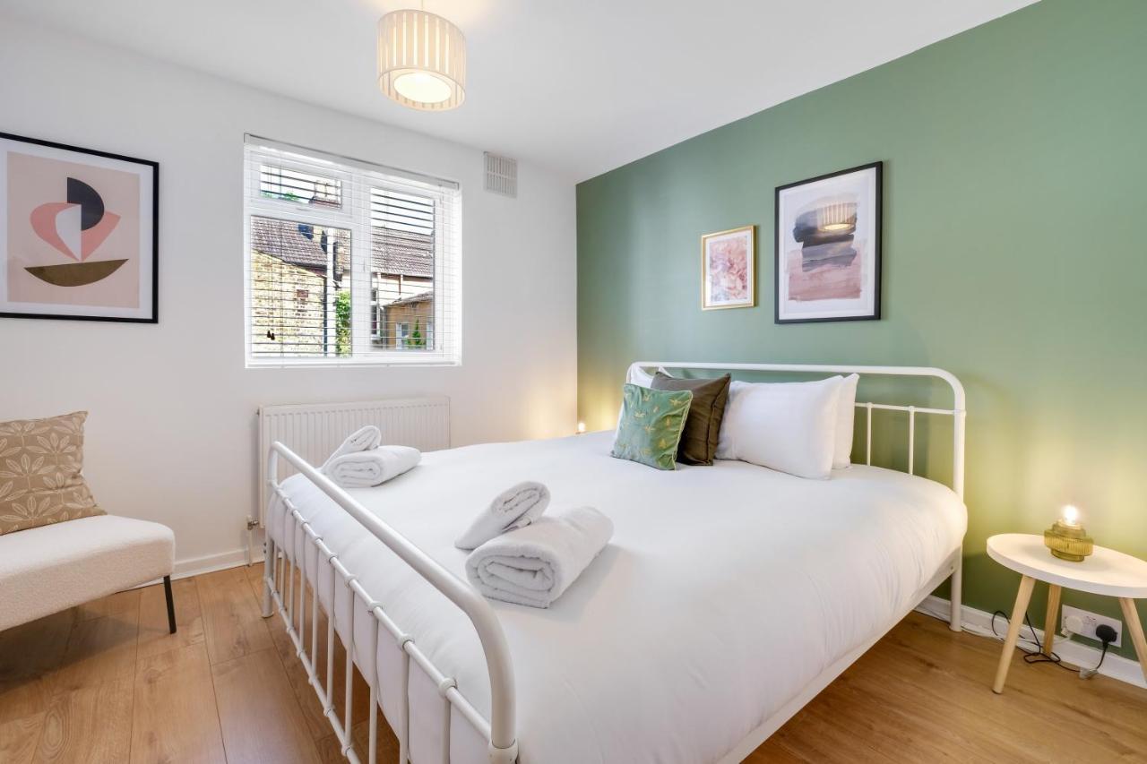 Luxury 3 Bedroom 2 Bathroom House, Fulham By 360stays Casa vacanze