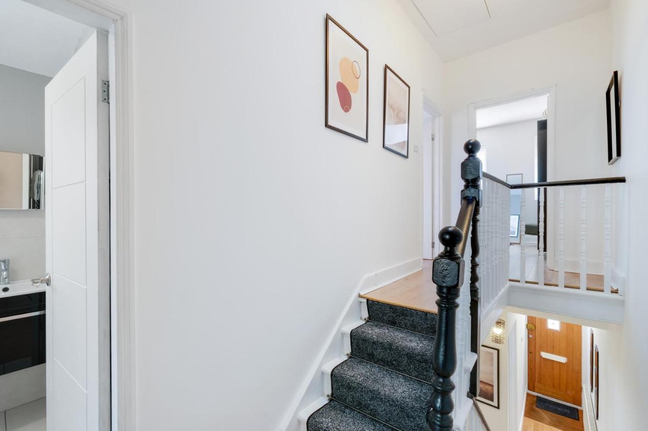 Casa vacanze Luxury 3 Bedroom 2 Bathroom House, Fulham By 360stays Londra