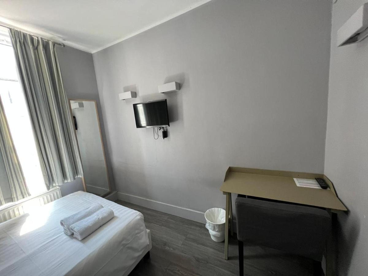 Petticoat Aparthotel Londra
