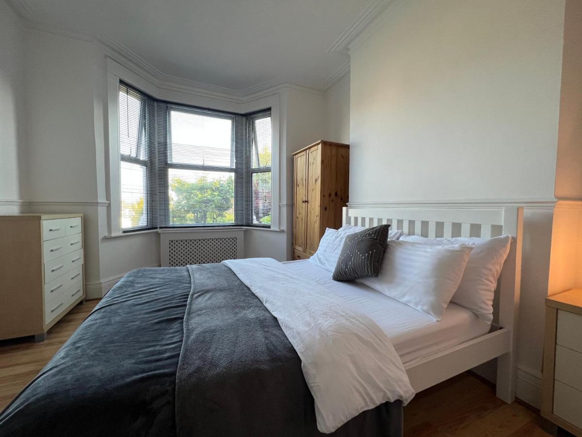 Entire Luxury 4 Bedroom Victorian House With 2 En-suite - Forest Hill, Londen