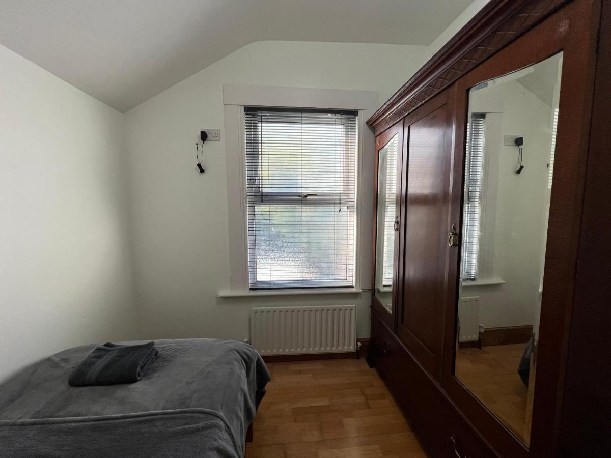 Entire Luxury 4 Bedroom Victorian House With 2 En-suite - Forest Hill, Londen