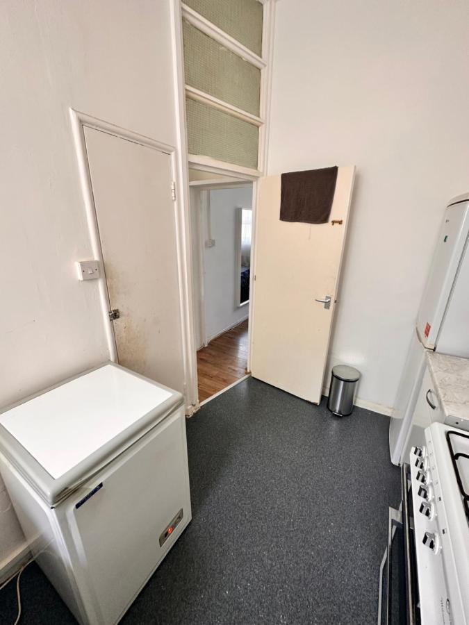 2 Amazing Double In Whitechapel Gasthuis Londen