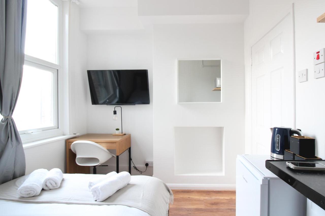 Lovely Studio Flats In Hackney * Londen