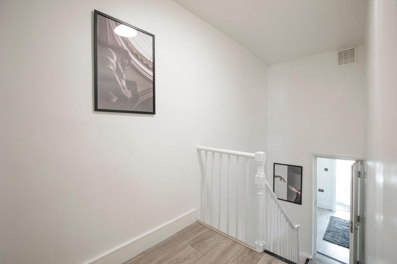 Spacious Serenity In The Heart Of Appartement