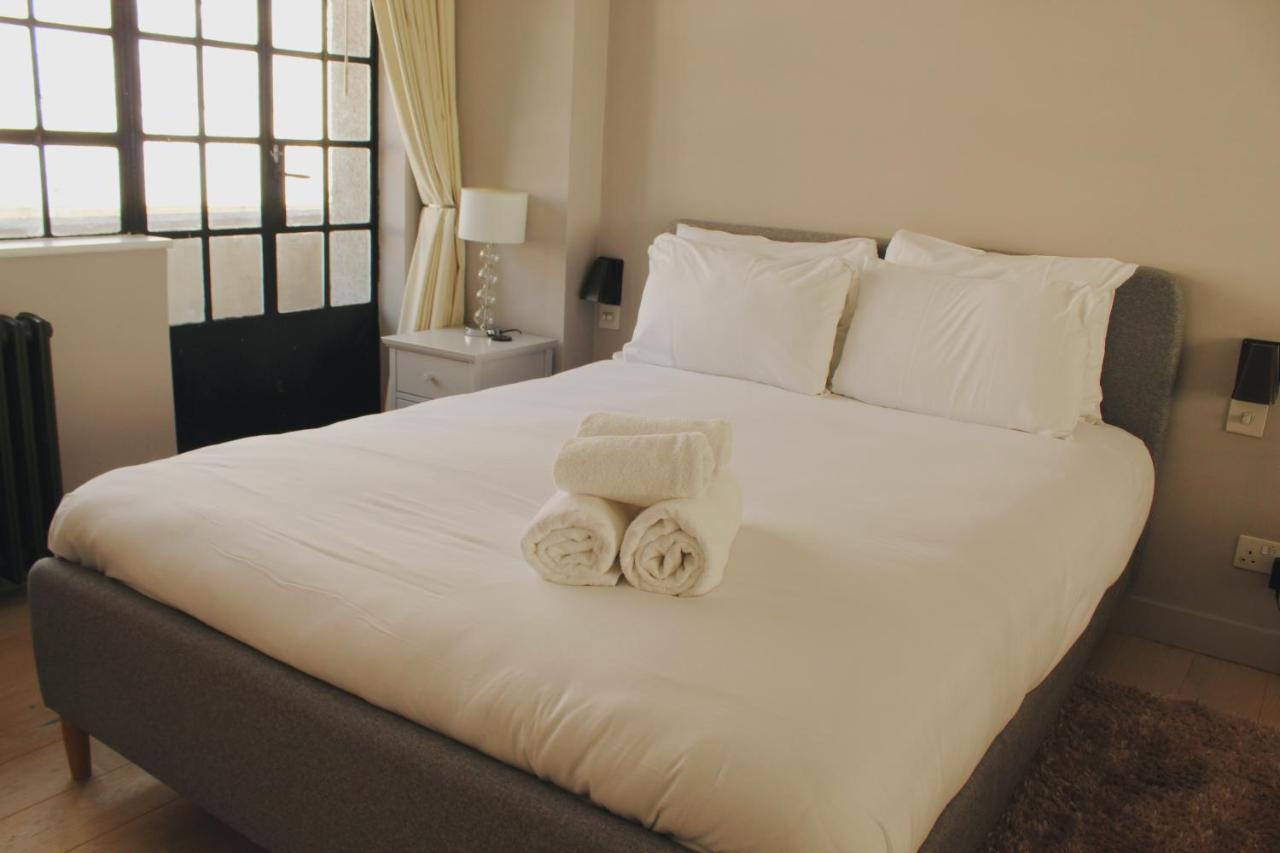 Lejlighed Sunny Balcony Hideaway In The Heart Of London