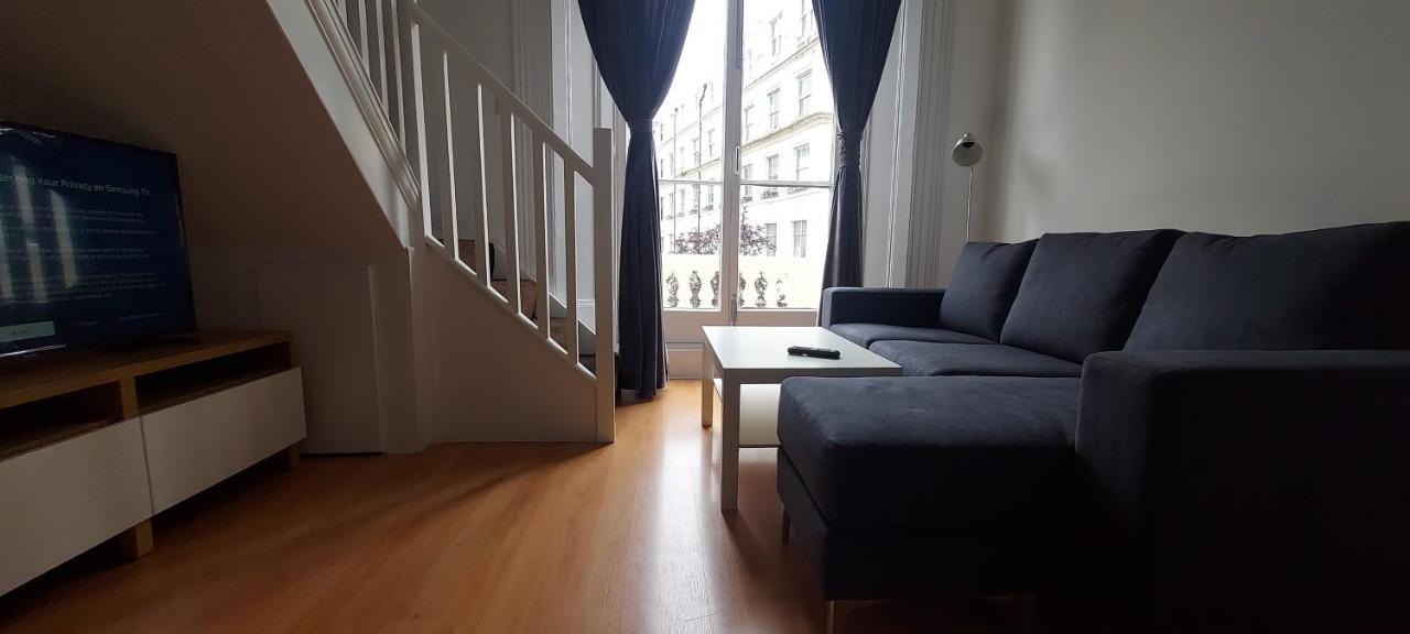Flat In The Center Of 8 * London