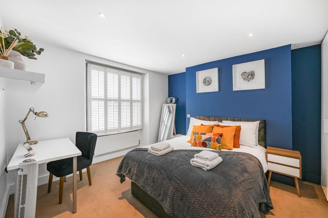 Spacious 2 Bedroom In Camden * Londra