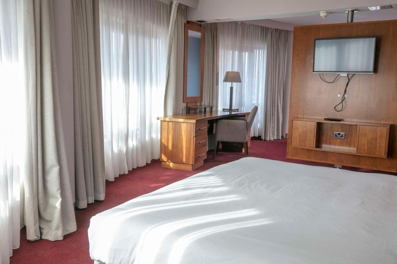 The Crown London, Worldhotels Distinctive Hotel 4*