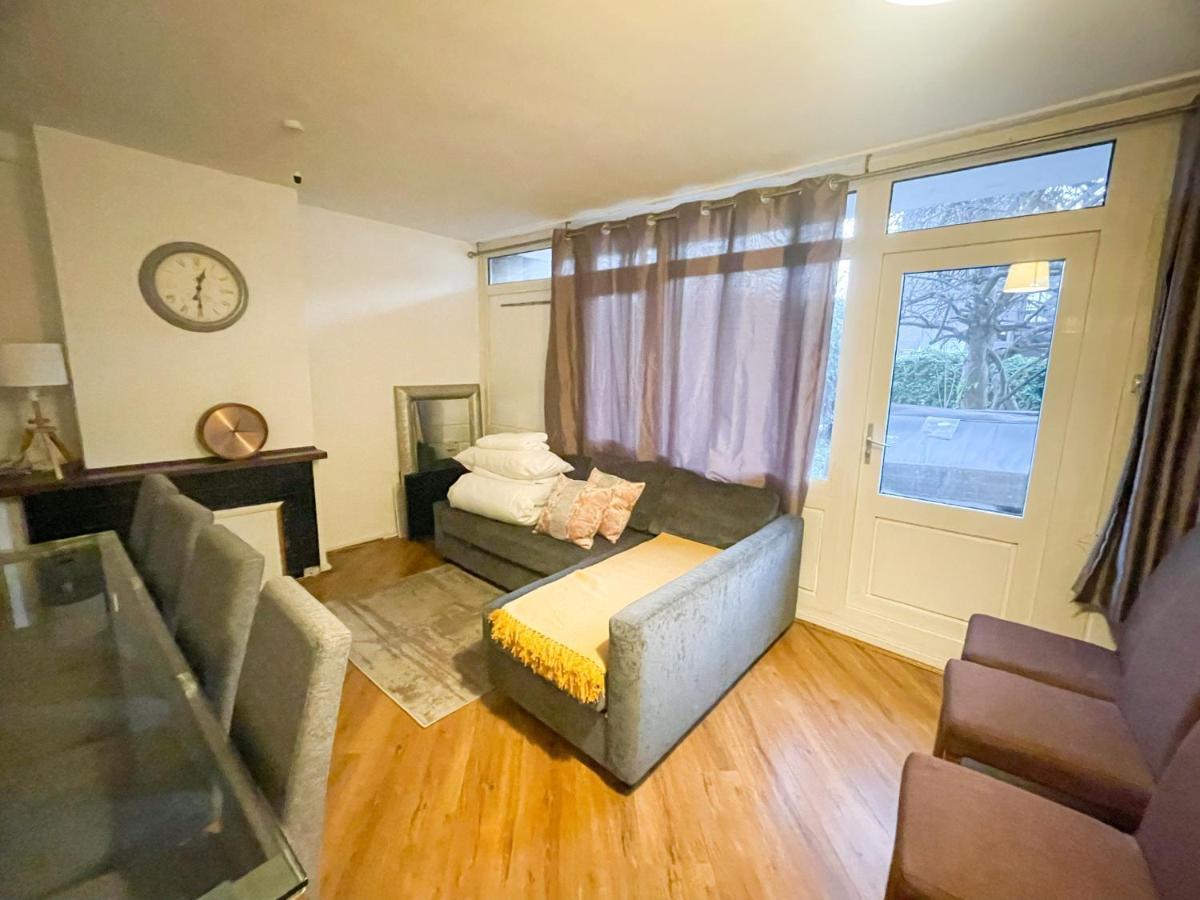 Flat 4, Kingsbury House *