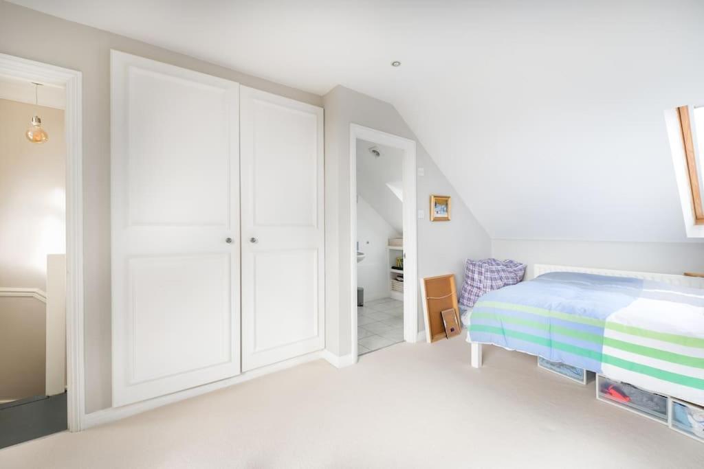 Pbc Perfect Family For Visiting Wimbledon London
