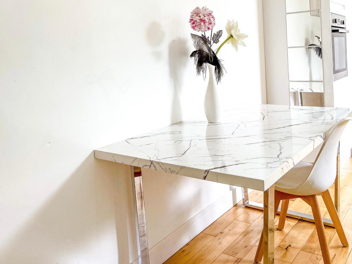 Apartment Beautiful 2-bed In