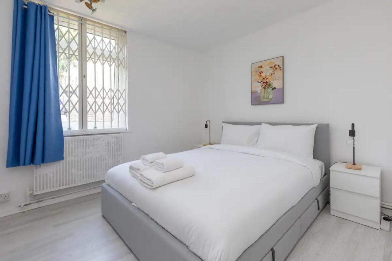 Spacious & Welcoming 4bd House - Kennington * Londen