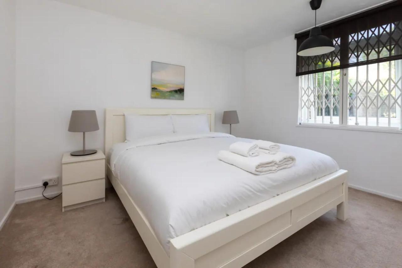 Spacious & Welcoming 4bd House - Kennington Appartement