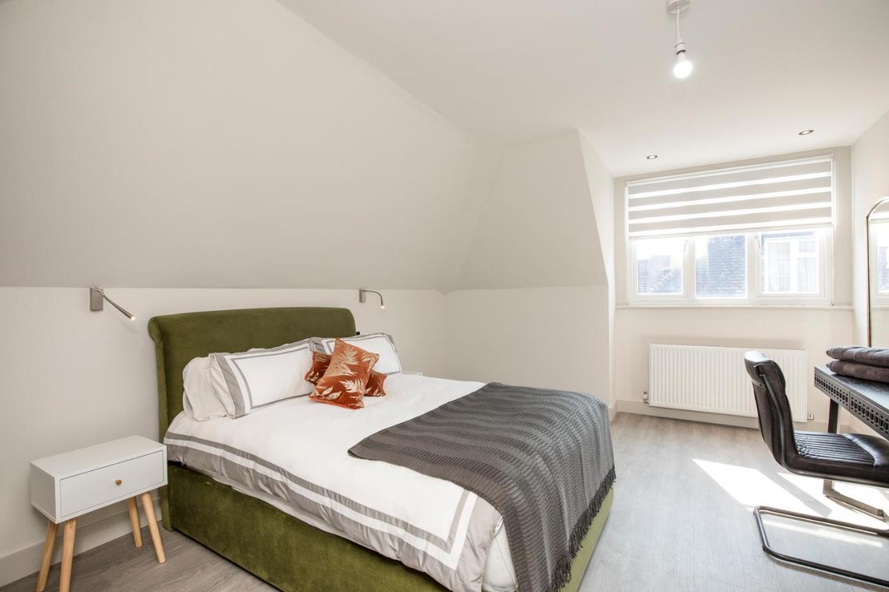 Luxury Spacious Modern New -fully Equipped Lejlighed
