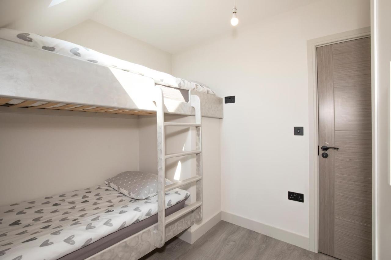 Luxury Spacious Modern New -fully Equipped Lejlighed London