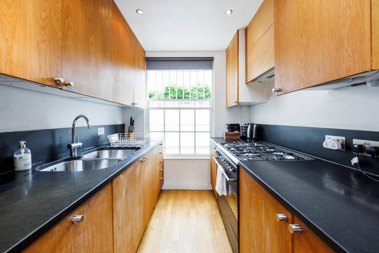 Hyde Park Adventures Apartment London