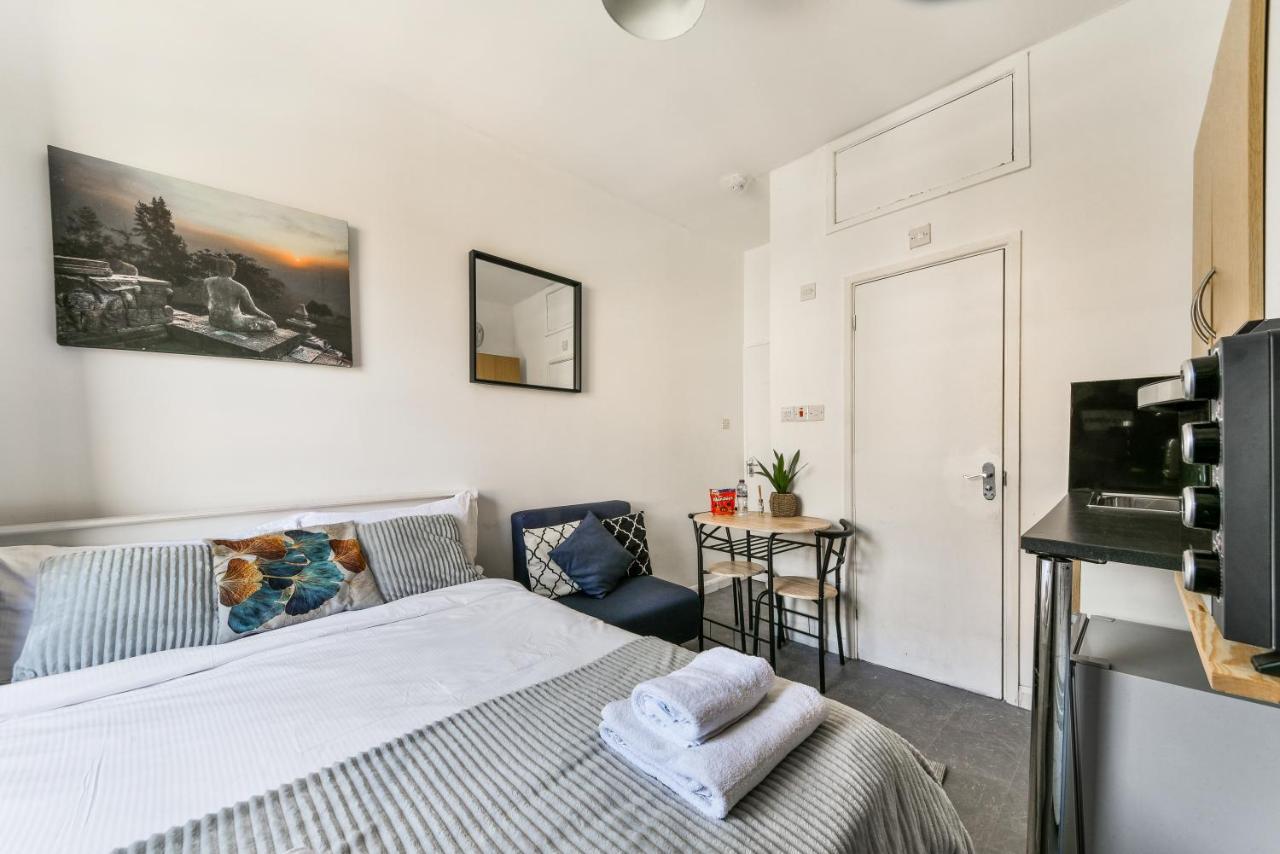 Chapel Market, Studio In Angel- Sleeps Upto 3 * Londres