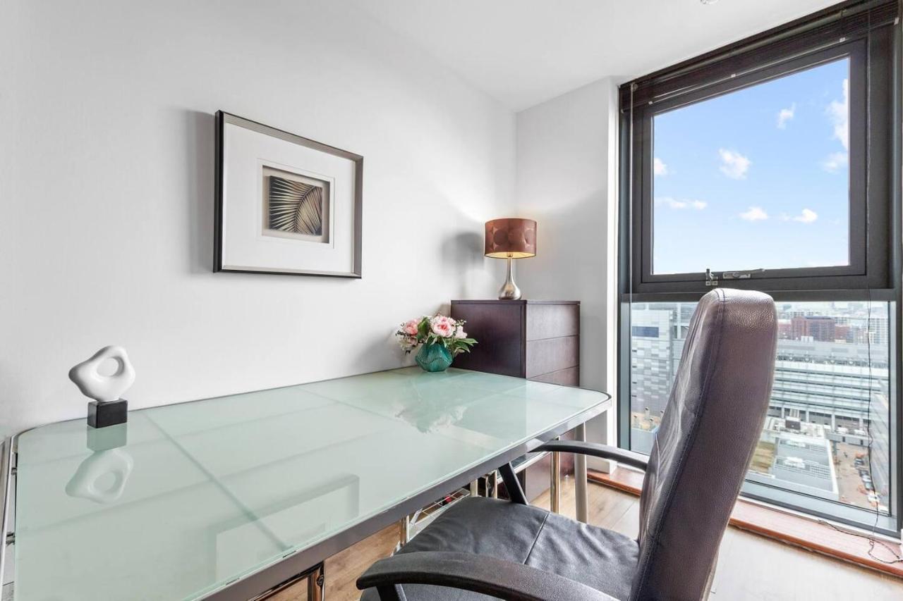 Lovely & Cosy 2 Beds Skyline View Apartment *