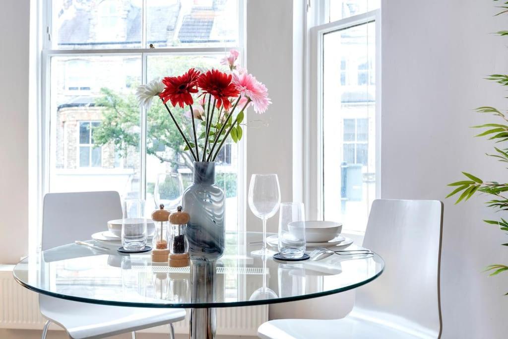 Contemporary Clapham Living Lejlighed *