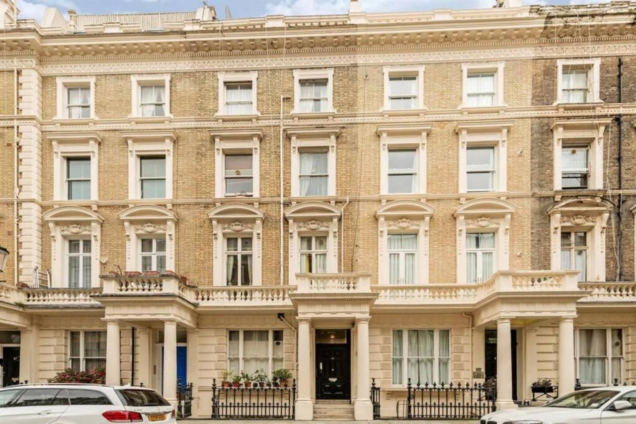 In Notting Hill