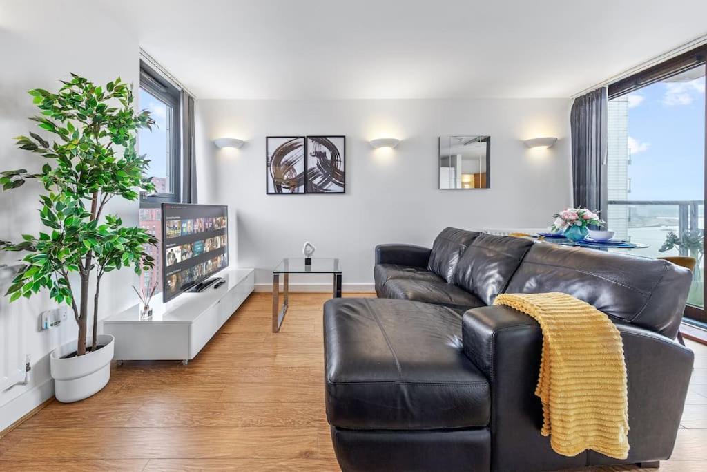 Lovely & Cosy 2 Beds Skyline View Londres