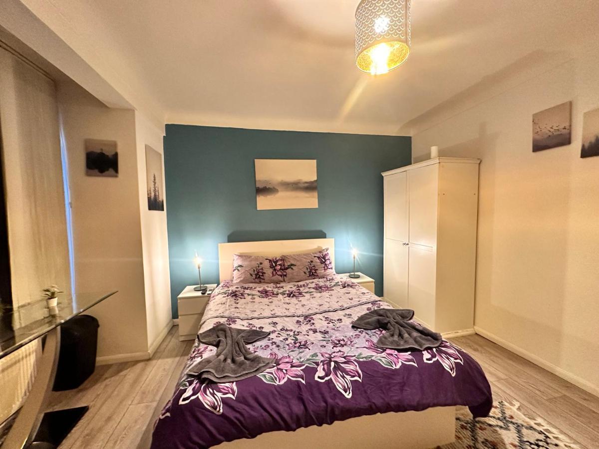 Appartement Lovely 2-bedroom In *