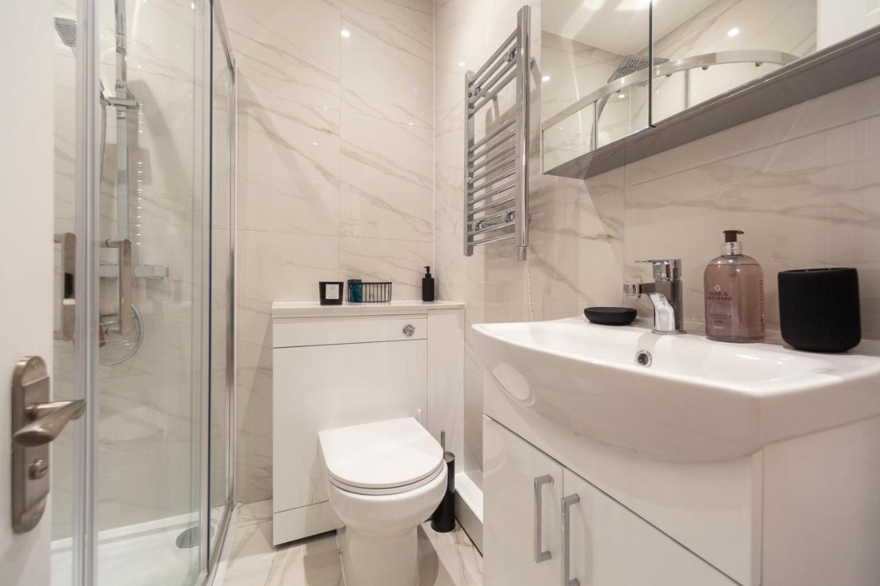 Kensington Luxury Flat With Patio Lägenhet