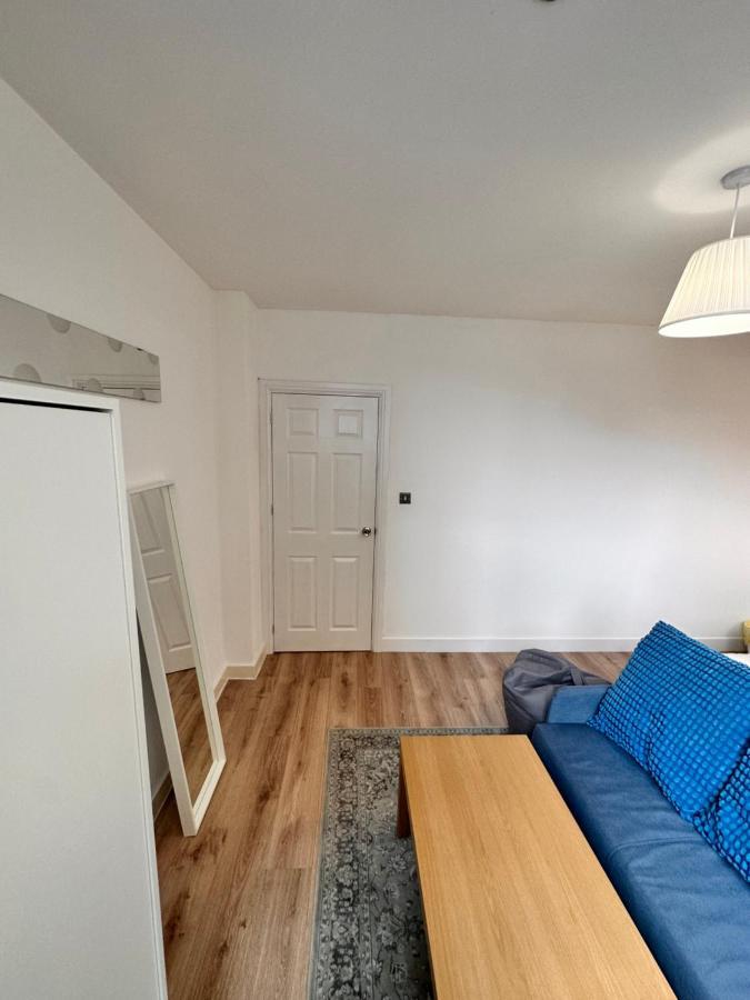 Modern 2 Bedroom Flat Next To Liverpool Street * London